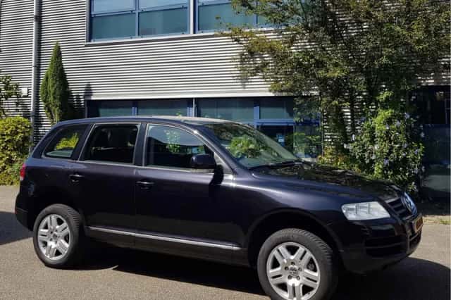 Volkswagen Touareg (2003) thumbnail 3