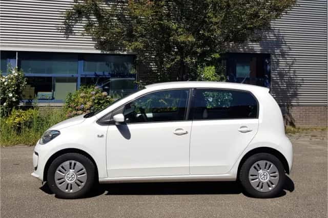 Volkswagen Up! (2014) thumbnail 4