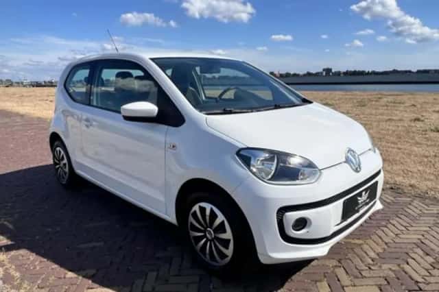 Volkswagen Up! (0) thumbnail 3