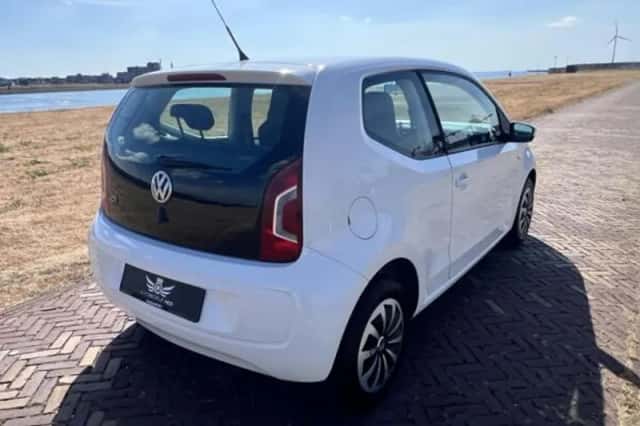 Volkswagen Up! (0) thumbnail 4