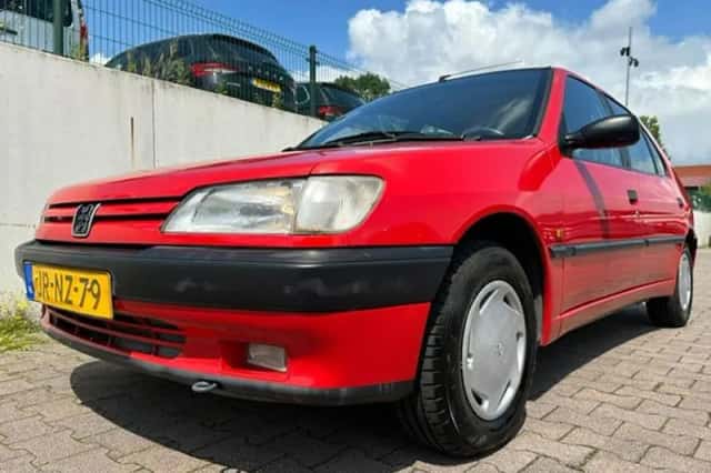Peugeot 306 (1994) thumbnail 2