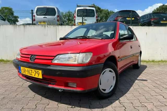 Peugeot 306 (1994) thumbnail 3