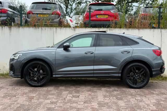 Audi Q3 Sportback (2020) thumbnail 4