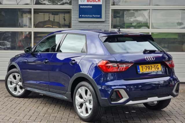 Audi A1 (2023) thumbnail 3