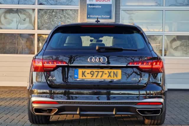 Audi A4 (2021) thumbnail 5