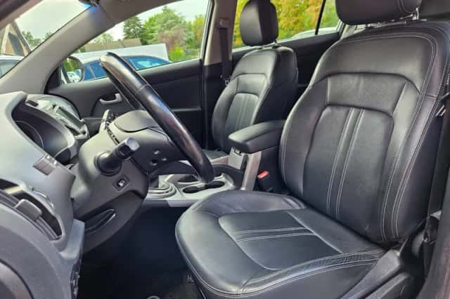 Kia Sportage (2016) thumbnail 6
