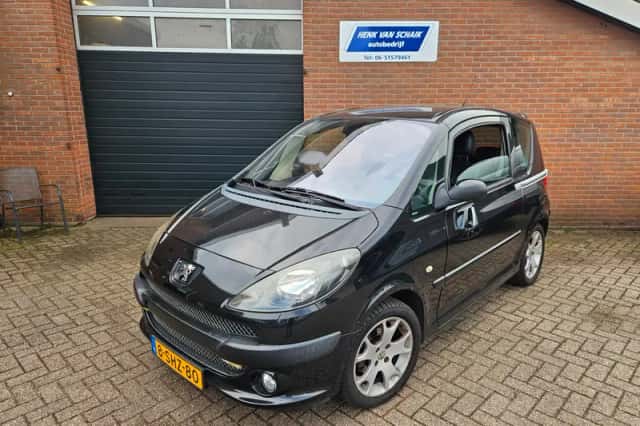 Peugeot 1007 (2006) thumbnail 1
