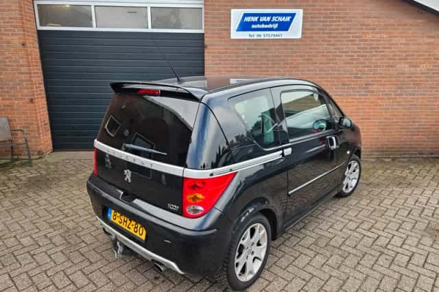 Peugeot 1007 (2006) thumbnail 4