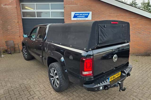 Volkswagen Amarok (2017) thumbnail 4