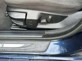 BMW 5-Serie (2011) thumbnail 13