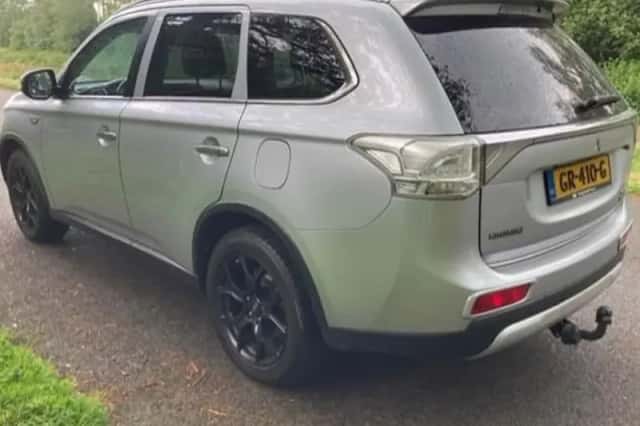 Mitsubishi Outlander (2015) thumbnail 5