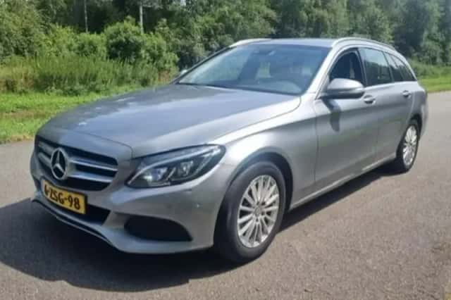Mercedes-Benz C-Klasse (2015) thumbnail 2