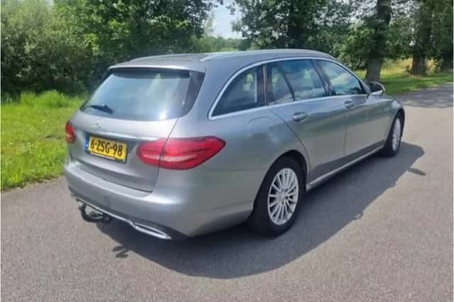 Mercedes-Benz C-Klasse (2015) thumbnail 4
