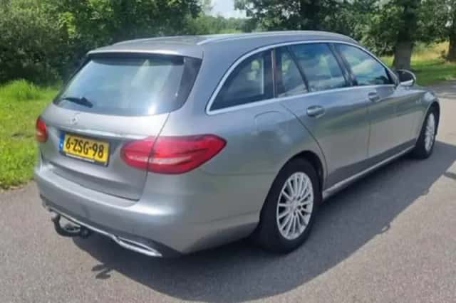 Mercedes-Benz C-Klasse (2015) thumbnail 4