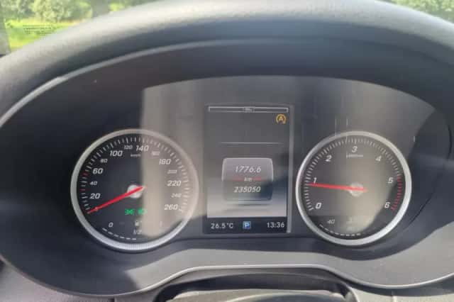 Mercedes-Benz C-Klasse (2015) thumbnail 5