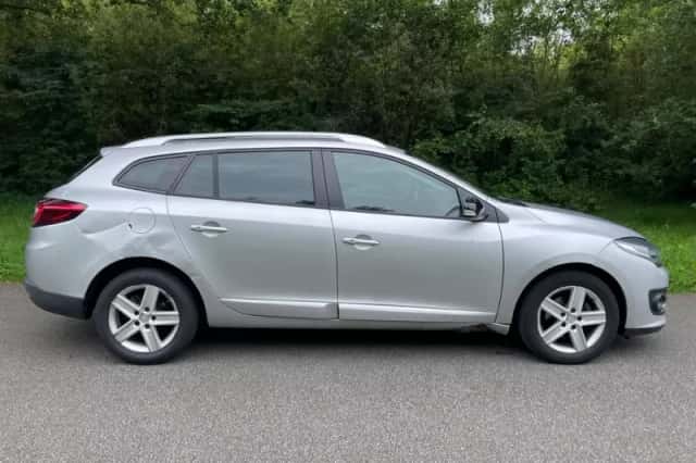 Renault Mégane (2015) thumbnail 2