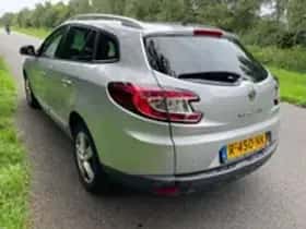Renault Mégane (2015) thumbnail 16