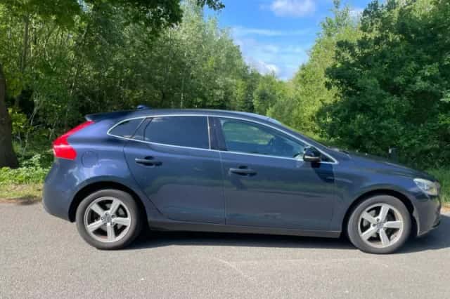 Volvo V40 (2013) thumbnail 2