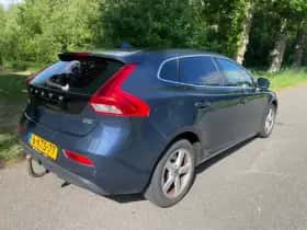 Volvo V40 (2013) thumbnail 3