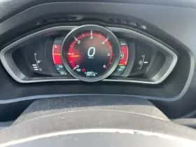 Volvo V40 (2013) thumbnail 10
