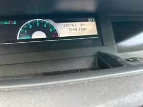 Renault Grand Scénic (2011) thumbnail 12