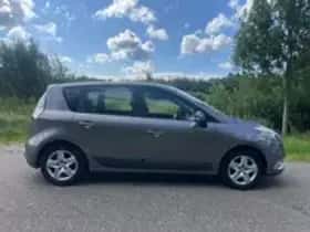 Renault Scénic (2012) thumbnail 12