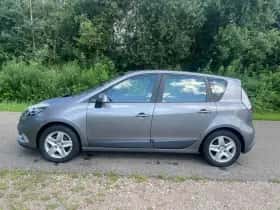Renault Scénic (2012) thumbnail 5
