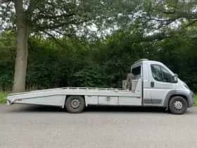 Peugeot Boxer (2017) thumbnail 2