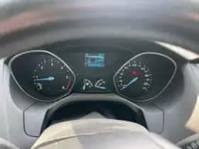 Ford Focus (2017) thumbnail 11