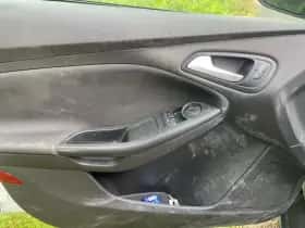 Ford Focus (2017) thumbnail 5