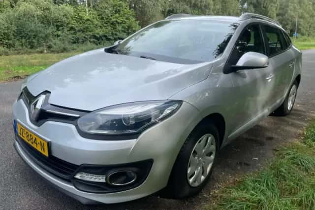 Renault Mégane (2014) thumbnail 2