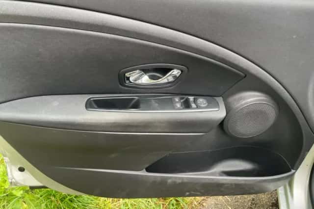 Renault Mégane (2014) thumbnail 6