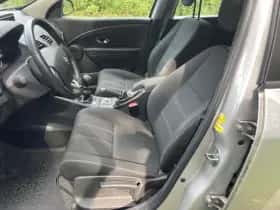 Renault Mégane (2014) thumbnail 7