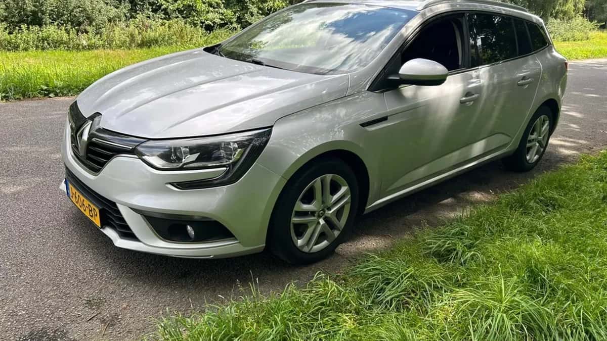 Renault Mégane (2016) — foto 1