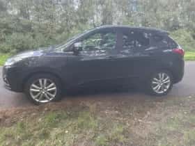 Hyundai ix35 (2011) thumbnail 2