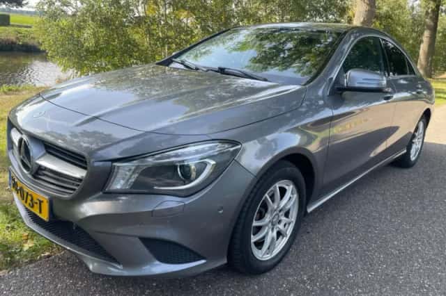 Mercedes-Benz CLA-Klasse (2015) thumbnail 3