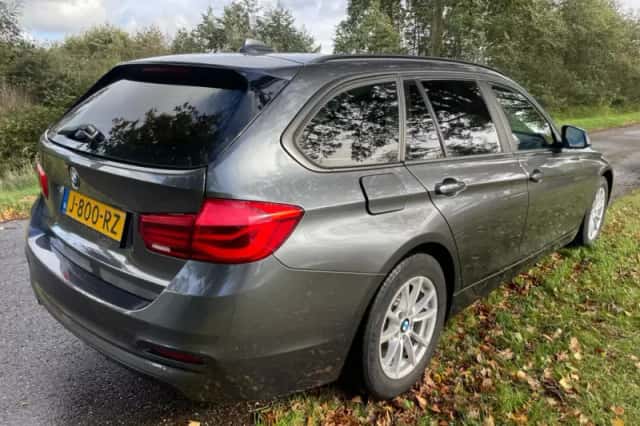 BMW 3-Serie (2016) thumbnail 3