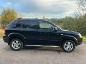 Hyundai Tucson (2006) thumbnail 3