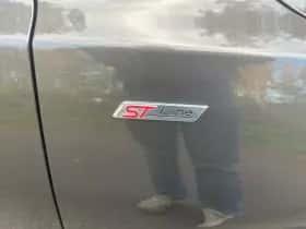 Ford Focus (2021) thumbnail 12