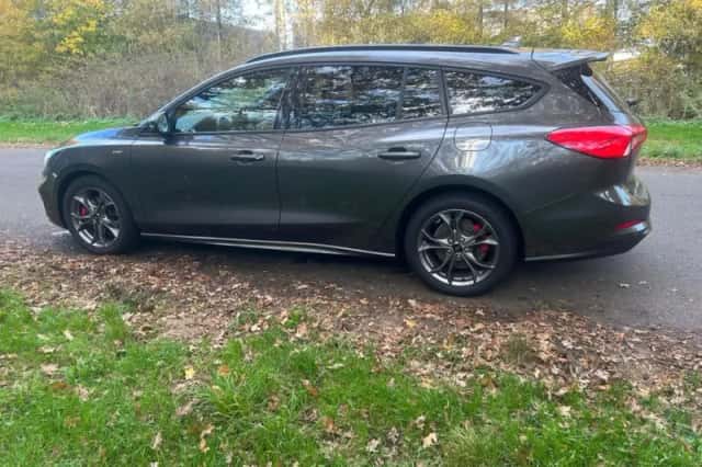 Ford Focus (2021) thumbnail 3