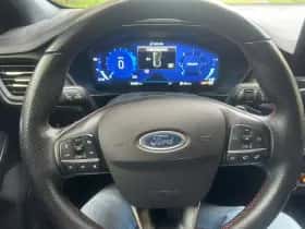 Ford Focus (2021) thumbnail 5