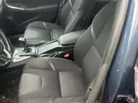 Volvo V40 (2017) thumbnail 17