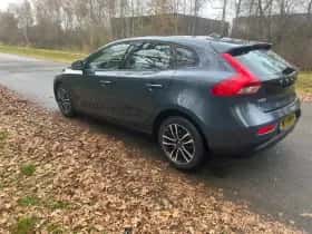 Volvo V40 (2017) thumbnail 8