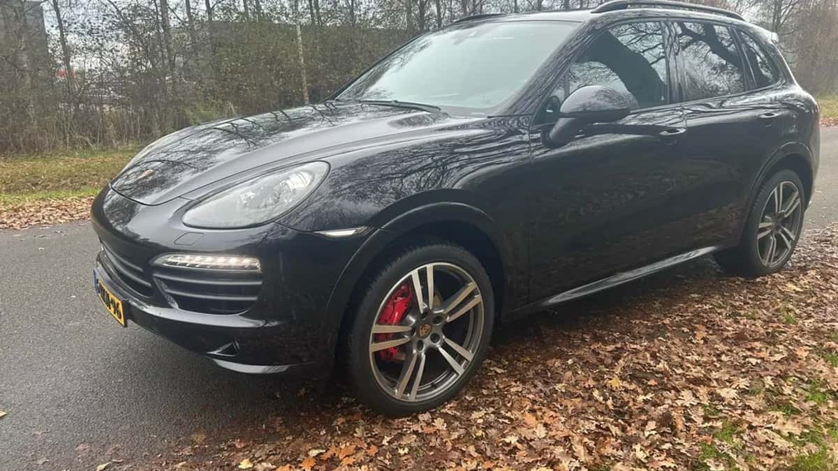 Porsche Cayenne (2013) — foto 1