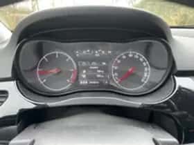 Opel Corsa (2015) thumbnail 14