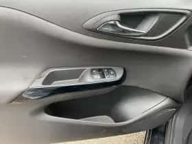 Opel Corsa (2015) thumbnail 8