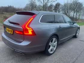 Volvo V90 (2019) thumbnail 2