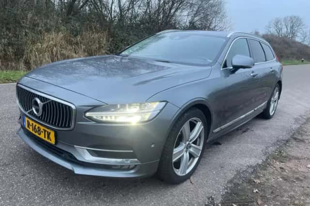 Volvo V90 (2019) thumbnail 4