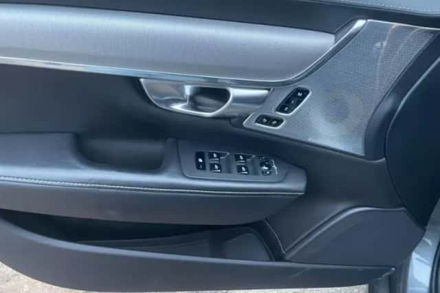 Volvo V90 (2019) thumbnail 6