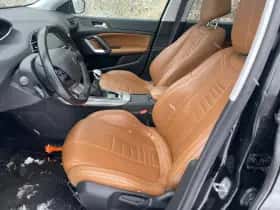 Peugeot 308 (2019) thumbnail 9